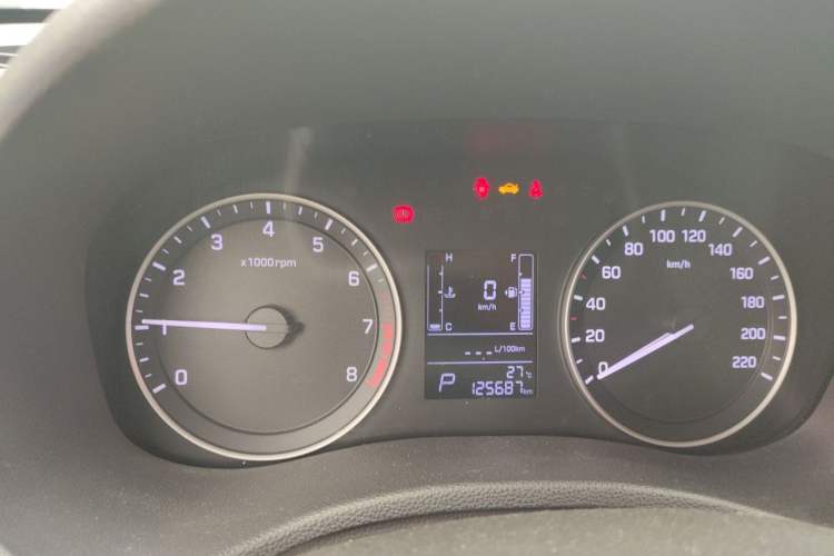 Used Hyundai ix25 2015 1.6L Automatic Two-Wheel Drive Smart GLS Trim Instrument Cluster