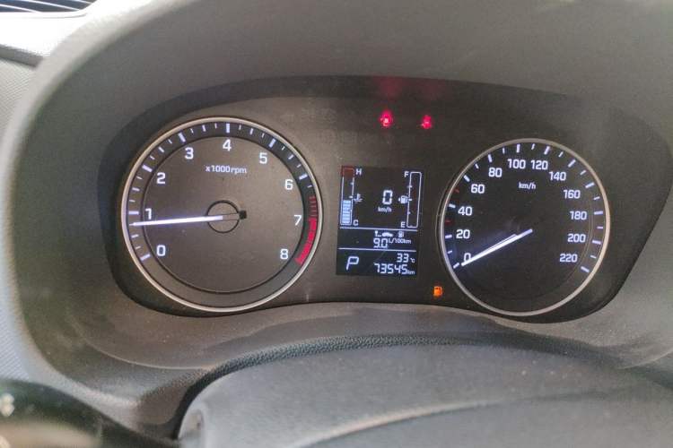 Used Hyundai ix25 2015 1.6L Automatic Two-Wheel Drive Smart GLS Trim Instrument Cluster