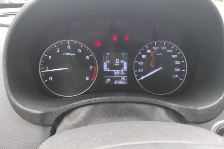 Used Hyundai ix25 2015 1.6L Automatic Two-Wheel Drive Smart GLS Trim Instrument Cluster