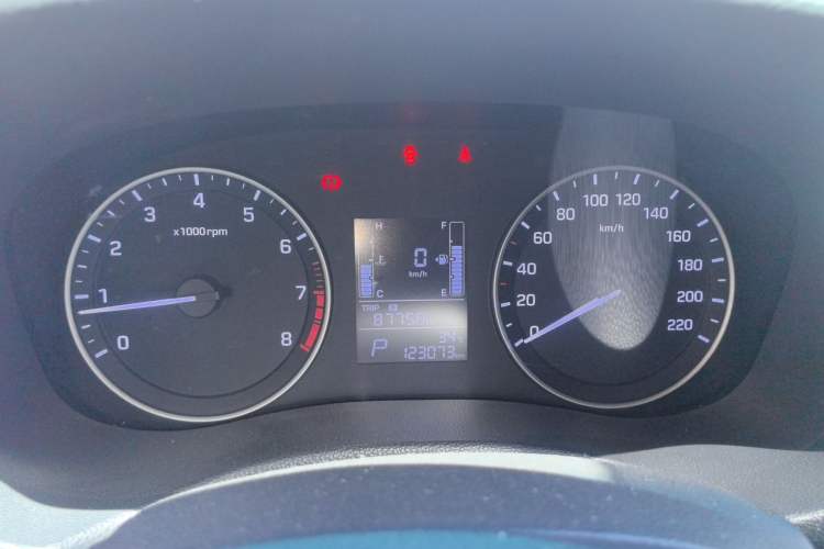 Used Hyundai ix25 2015 1.6L Automatic Two-Wheel Drive Smart GLS Trim Instrument Cluster