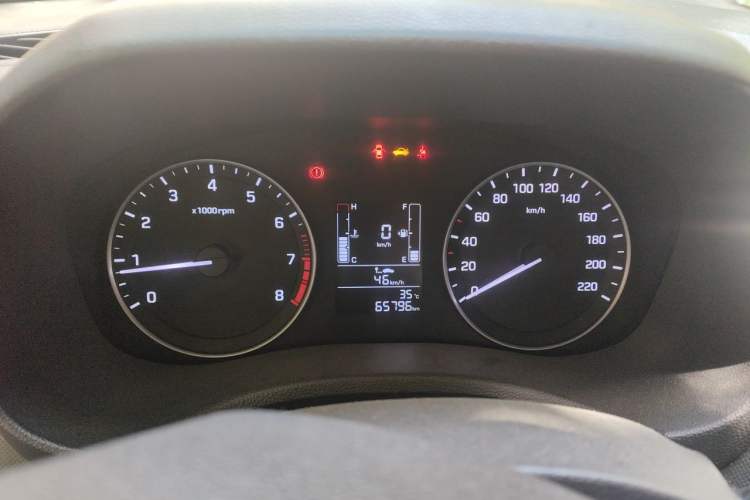 Used Hyundai ix25 2015 1.6L Manual Two-Wheel Drive Fashionable GS Model Instrument Cluster