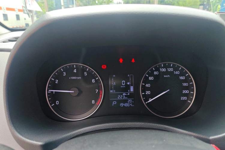 Used Hyundai ix25 2015 1.6L Automatic Two-Wheel Drive Smart GLS Trim Instrument Cluster