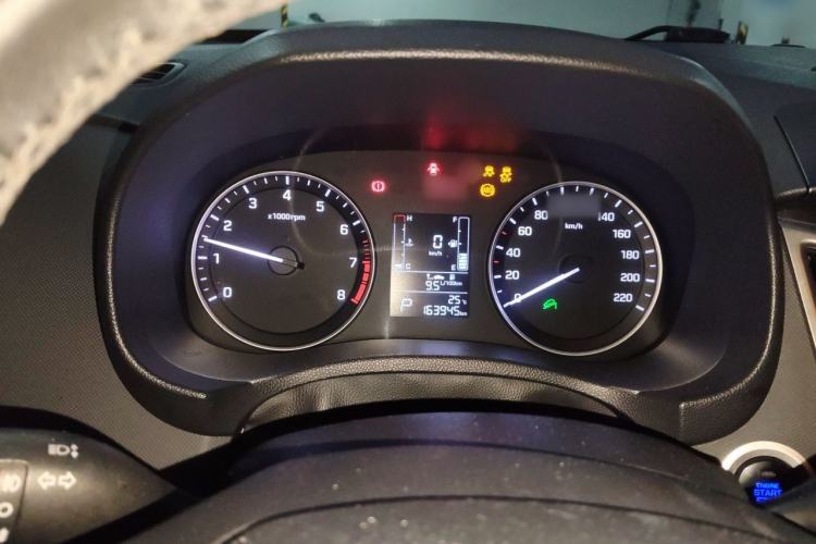 Used Hyundai ix25 2015 1.6L Automatic Two-Wheel Drive Smart GLS Trim Instrument Cluster