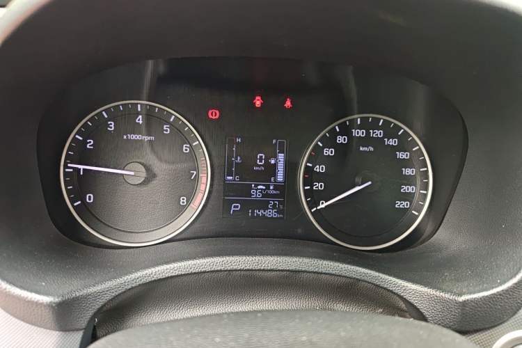 Used Hyundai ix25 2015 1.6L Automatic Two-Wheel Drive Smart GLS Trim Instrument Cluster