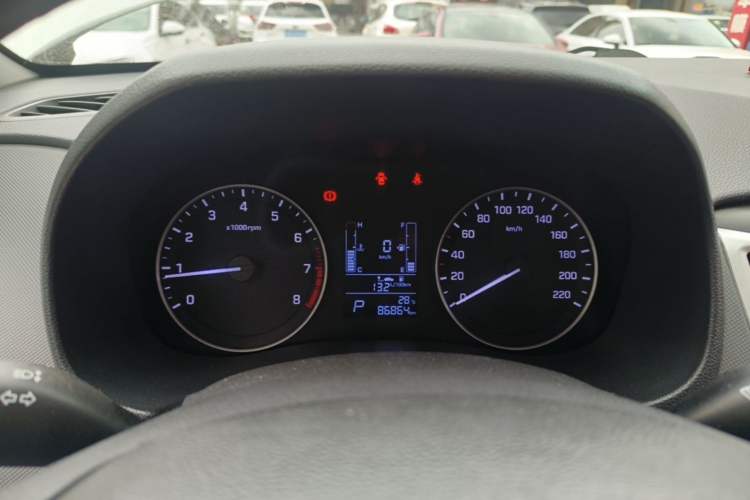 Used Hyundai ix25 2015 1.6L Automatic Two-Wheel Drive Smart GLS Trim Instrument Cluster