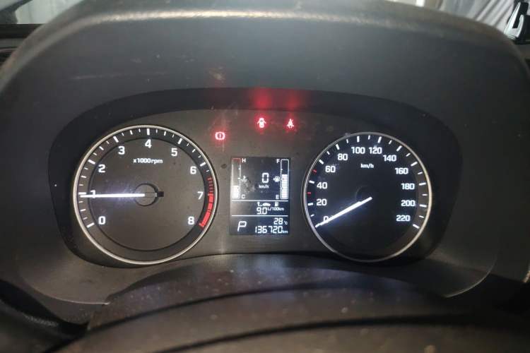Used Hyundai ix25 2015 1.6L Automatic Two-Wheel Drive Smart GLS Trim Instrument Cluster