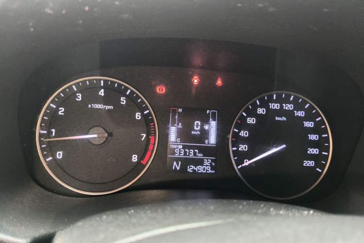 Used Hyundai ix25 2015 2.0L Automatic Two-Wheel Drive Intelligent GLS Instrument Cluster