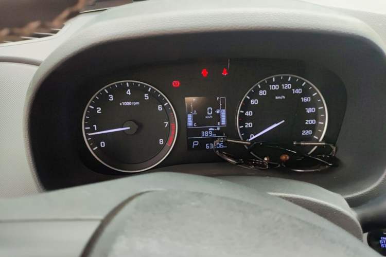 Used Hyundai ix25 2015 1.6L Automatic Two-Wheel Drive Smart GLS Trim Instrument Cluster