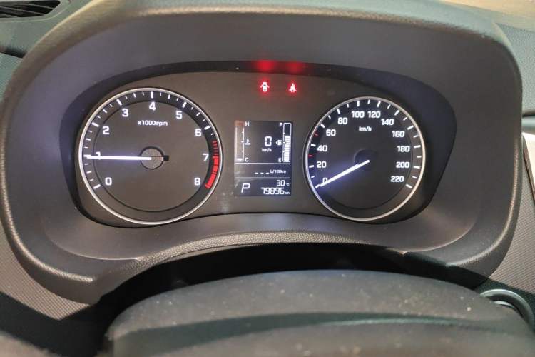 Used Hyundai ix25 2015 1.6L Automatic Two-Wheel Drive Smart GLS Trim Instrument Cluster