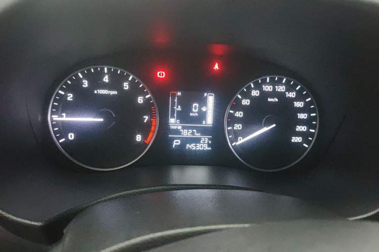 Used Hyundai ix25 2015 1.6L Automatic Two-Wheel Drive Smart GLS Trim Instrument Cluster