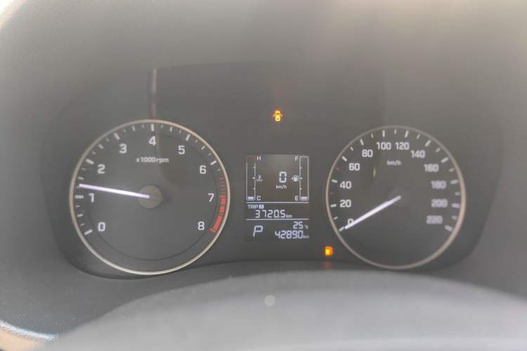 Used Hyundai ix25 2015 1.6L Automatic Two-Wheel Drive Smart GLS Trim Instrument Cluster