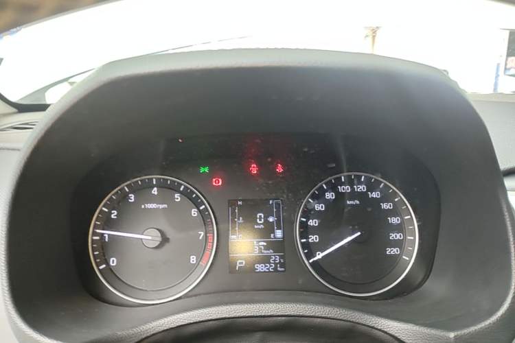Used Hyundai ix25 2015 1.6L Automatic Two-Wheel Drive Smart GLS Trim Instrument Cluster