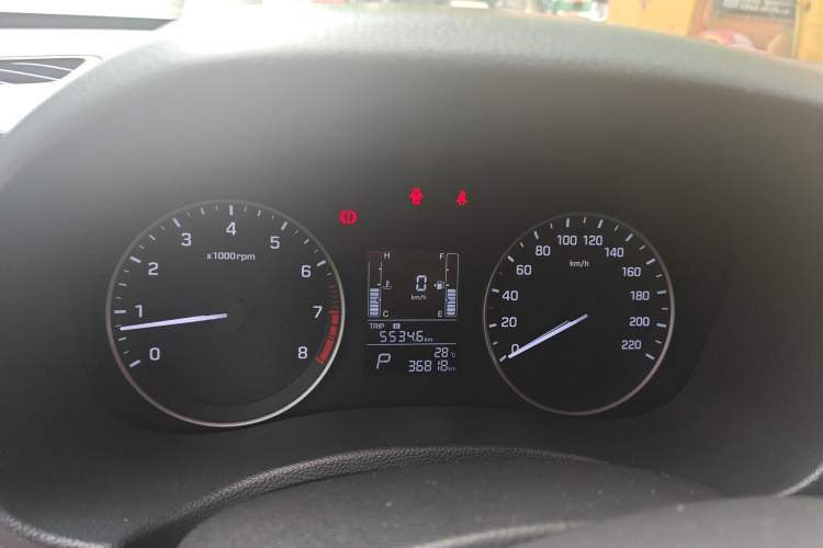 Used Hyundai ix25 2015 1.6L Automatic Two-Wheel Drive Smart GLS Trim Instrument Cluster