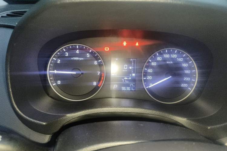 Used Hyundai ix25 2015 1.6L Automatic Two-Wheel Drive Smart GLS Trim Instrument Cluster