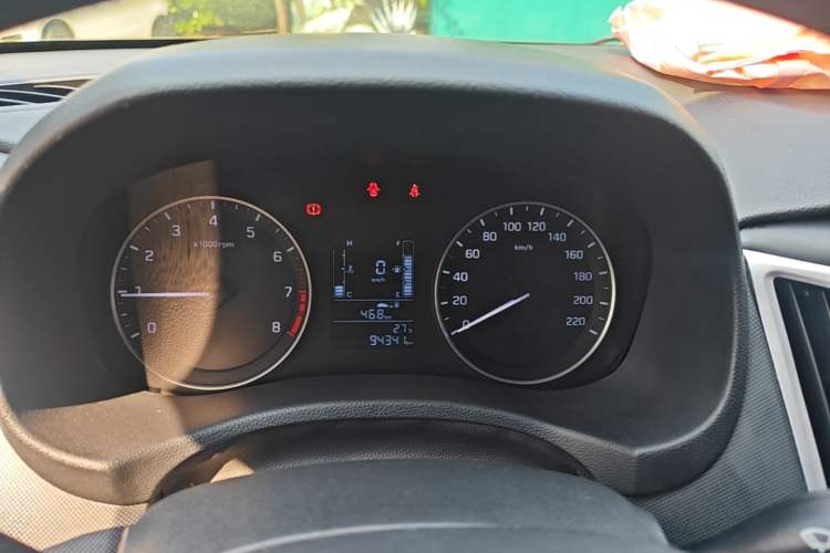Used Hyundai ix25 2015 1.6L Manual Two-Wheel Drive Fashionable GS Model Instrument Cluster