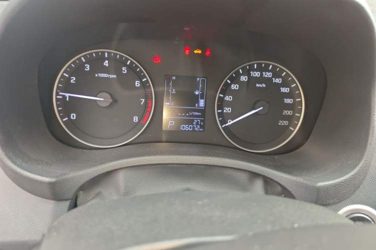 Used Hyundai ix25 2015 1.6L Automatic Two-Wheel Drive Smart GLS Trim Instrument Cluster