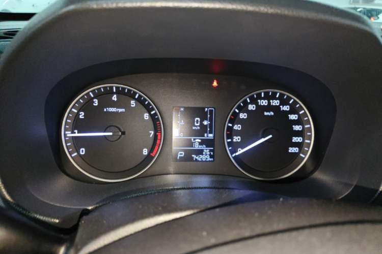 Used Hyundai ix25 2015 1.6L Automatic Two-Wheel Drive Smart GLS Trim Instrument Cluster
