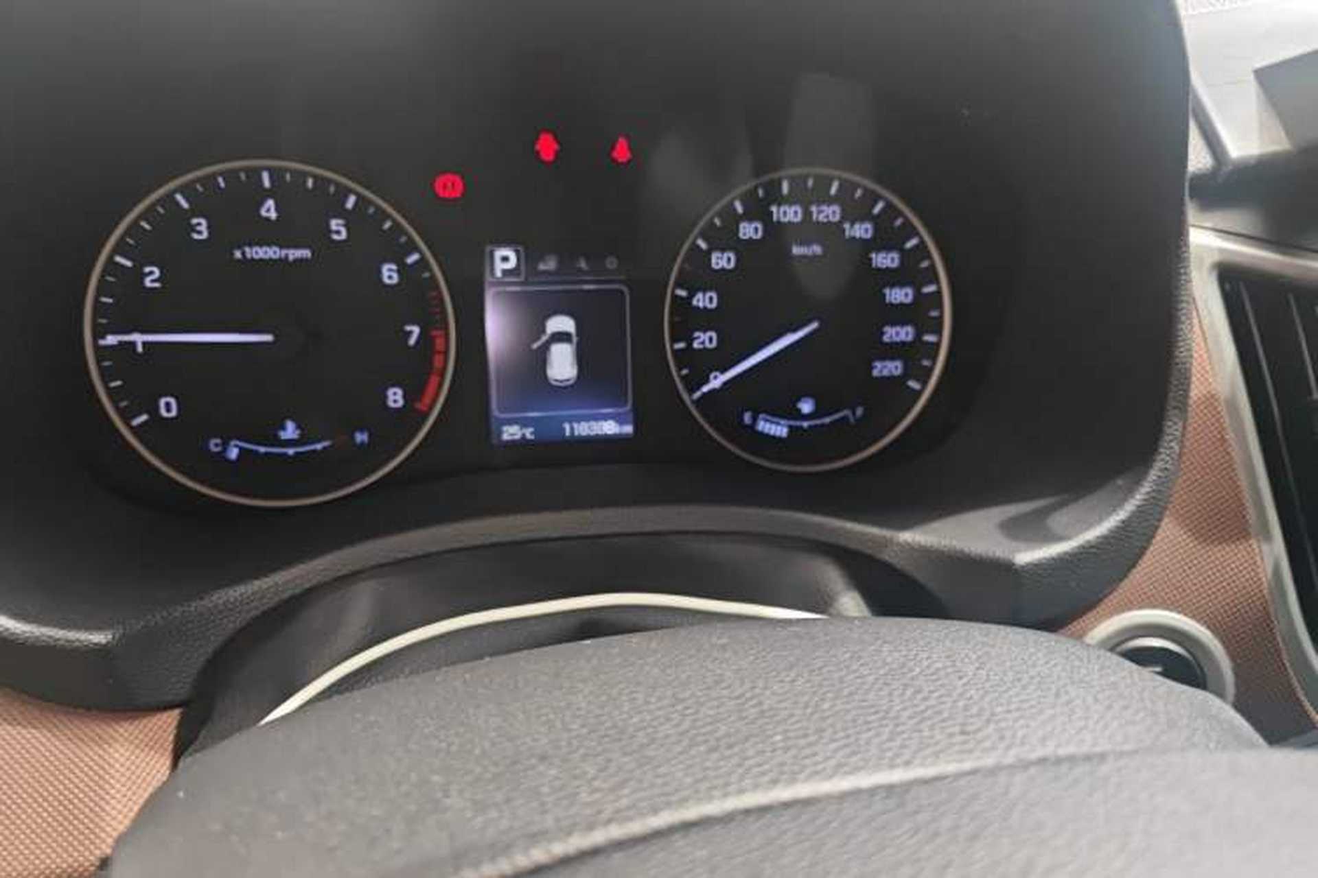 Used Hyundai ix25 2015 2.0L Automatic 4x4 Deluxe DLX Instrument Cluster