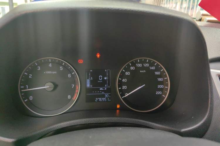 Used Hyundai ix25 2015 1.6L Manual Two-Wheel Drive Fashionable GS Model Instrument Cluster