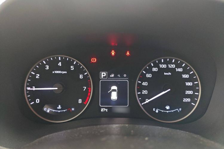 Used Hyundai ix25 2015 2.0L Automatic 4x4 Deluxe DLX Instrument Cluster