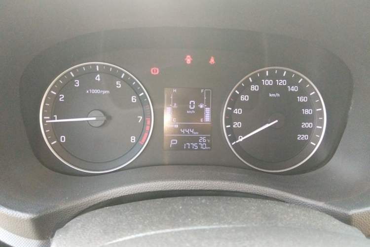 Used Hyundai ix25 2015 1.6L Automatic Two-Wheel Drive Smart GLS Trim Instrument Cluster