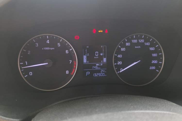 Used Hyundai ix25 2015 1.6L Automatic Two-Wheel Drive Smart GLS Trim Instrument Cluster