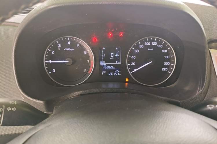 Used Hyundai ix25 2015 1.6L Automatic Two-Wheel Drive Smart GLS Trim Instrument Cluster