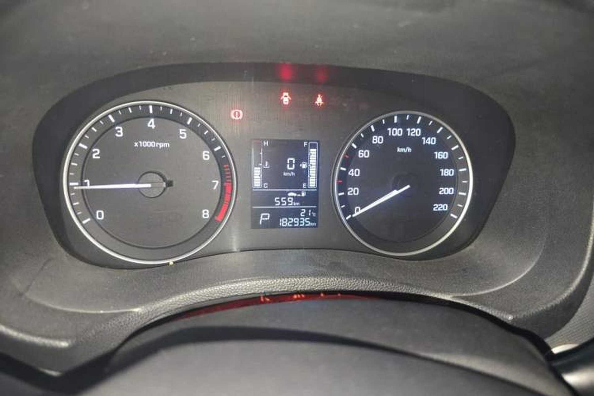 Used Hyundai ix25 2015 1.6L Automatic Two-Wheel Drive Smart GLS Trim Instrument Cluster