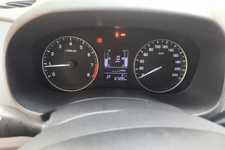 Used Hyundai ix25 2015 1.6L Automatic Two-Wheel Drive Smart GLS Trim Instrument Cluster