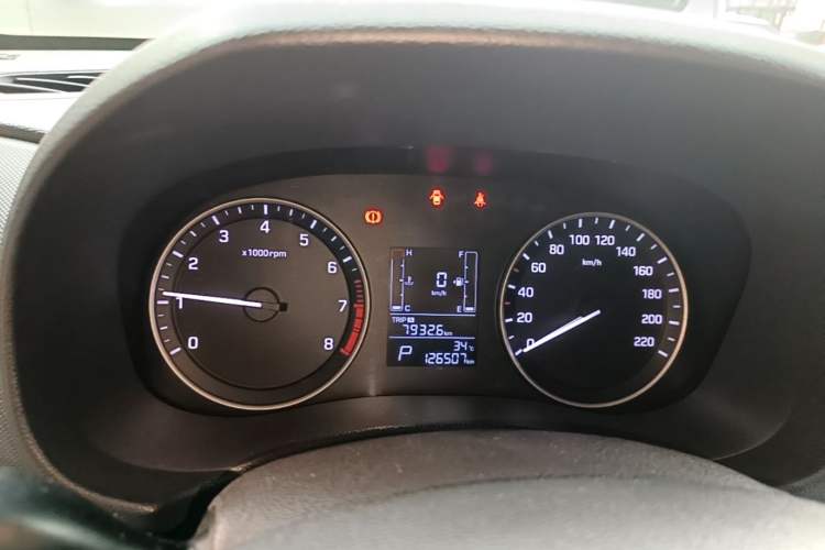Used Hyundai ix25 2015 1.6L Automatic Two-Wheel Drive Smart GLS Trim Instrument Cluster