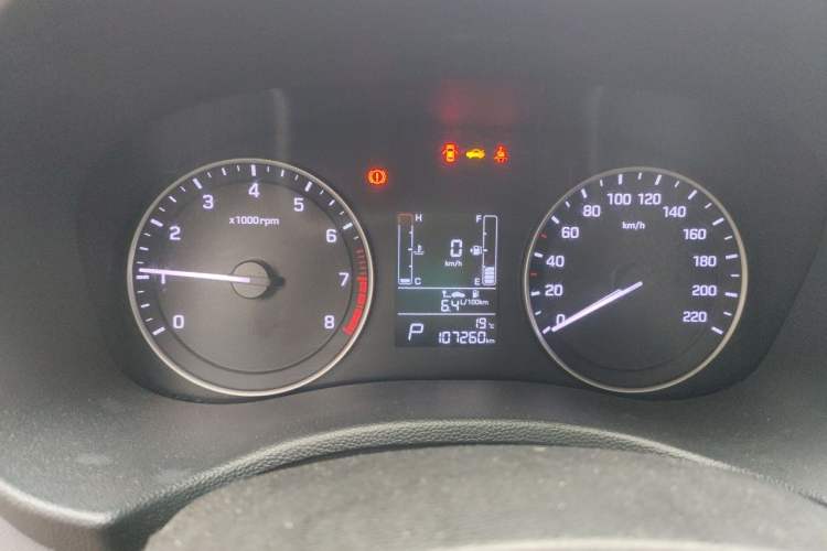Used Hyundai ix25 2015 1.6L Automatic Two-Wheel Drive Smart GLS Trim Instrument Cluster