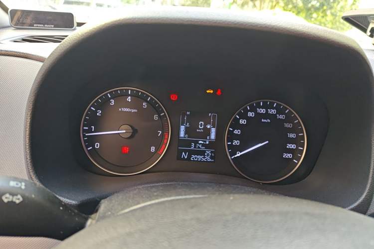 Used Hyundai ix25 2015 1.6L Automatic Two-Wheel Drive Smart GLS Trim Instrument Cluster