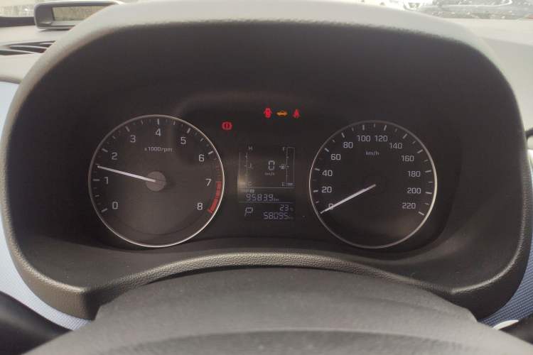 Used Hyundai ix25 2015 1.6L Automatic Two-Wheel Drive Smart GLS Trim Instrument Cluster