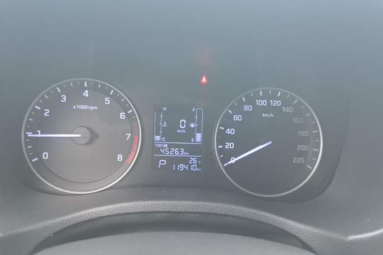 Used Hyundai ix25 2015 1.6L Automatic Two-Wheel Drive Smart GLS Trim Instrument Cluster