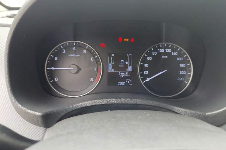 Used Hyundai ix25 2015 1.6L Manual Two-Wheel Drive Fashionable GS Model Instrument Cluster