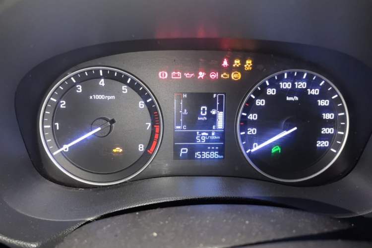 Used Hyundai ix25 2015 1.6L Automatic Two-Wheel Drive Smart GLS Trim Instrument Cluster