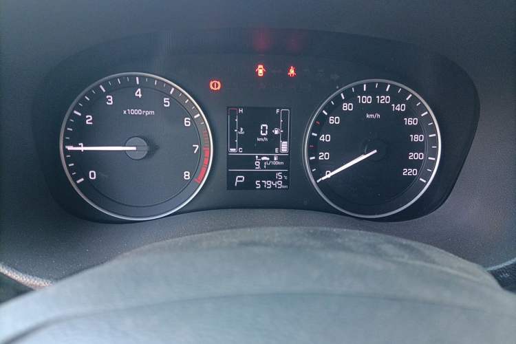 Used Hyundai ix25 2015 1.6L Automatic Two-Wheel Drive Smart GLS Trim Instrument Cluster
