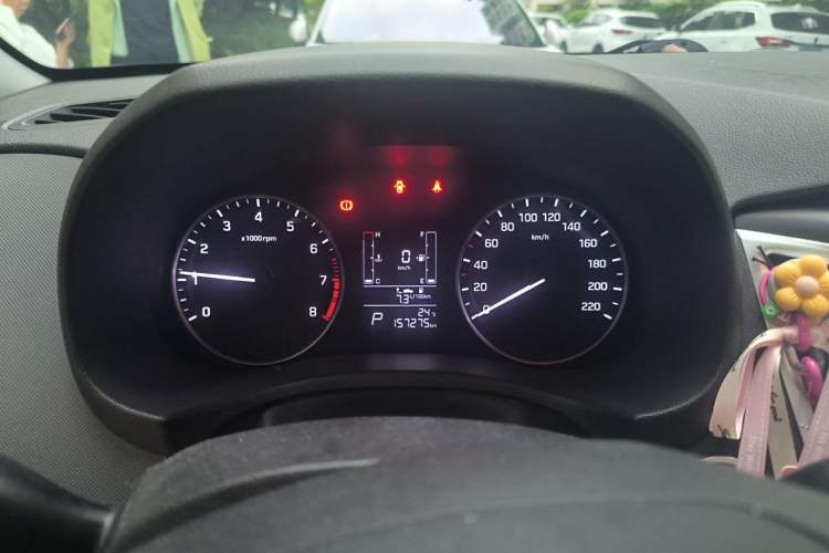 Used Hyundai ix25 2015 1.6L Automatic Two-Wheel Drive Smart GLS Trim Instrument Cluster