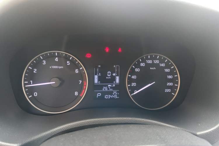 Used Hyundai ix25 2015 1.6L Automatic Two-Wheel Drive Smart GLS Trim Instrument Cluster