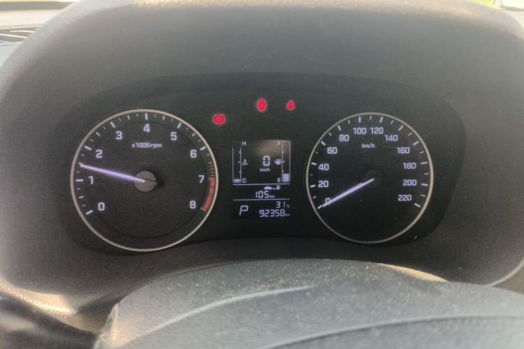 Used Hyundai ix25 2015 1.6L Automatic Two-Wheel-Drive Deluxe DLX Model Instrument Cluster