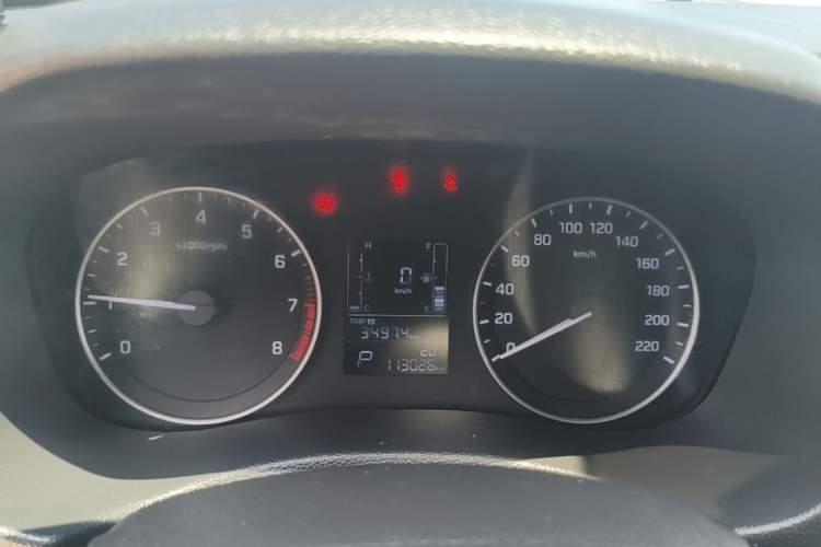 Used Hyundai ix25 2015 1.6L Automatic Two-Wheel Drive Smart GLS Trim Instrument Cluster