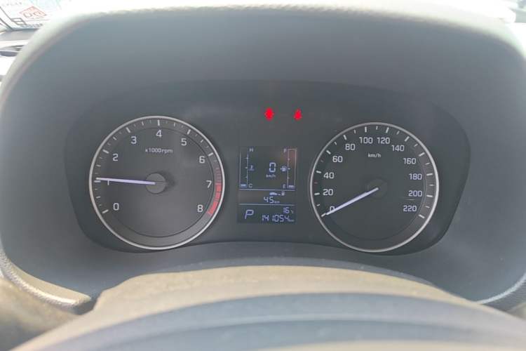 Used Hyundai ix25 2015 1.6L Automatic Two-Wheel Drive Smart GLS Trim Instrument Cluster