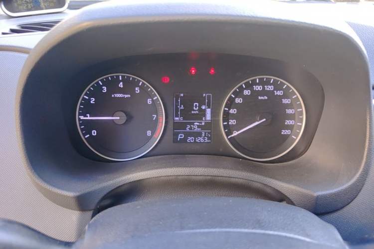 Used Hyundai ix25 2015 1.6L Automatic Two-Wheel Drive Fashionable GS Model Instrument Cluster