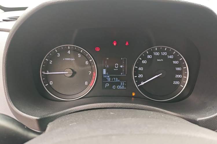 Used Hyundai ix25 2015 1.6L Automatic Two-Wheel Drive Smart GLS Trim Instrument Cluster