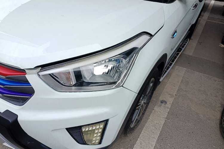 Used Hyundai ix25 2015 1.6L Automatic Two-Wheel Drive Smart GLS Trim Left Front Headlight