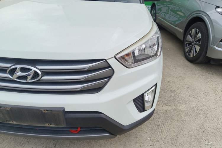 Used Hyundai ix25 2015 1.6L Automatic Two-Wheel Drive Smart GLS Trim Left Front Headlight