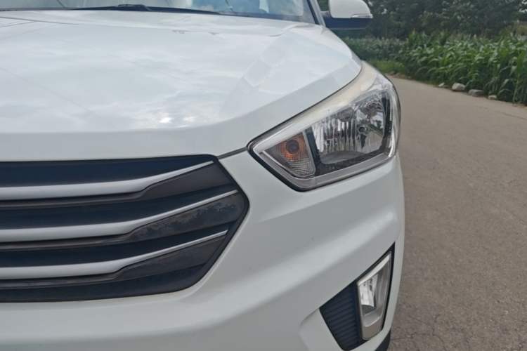 Used Hyundai ix25 2015 1.6L Automatic Two-Wheel Drive Smart GLS Trim Left Front Headlight