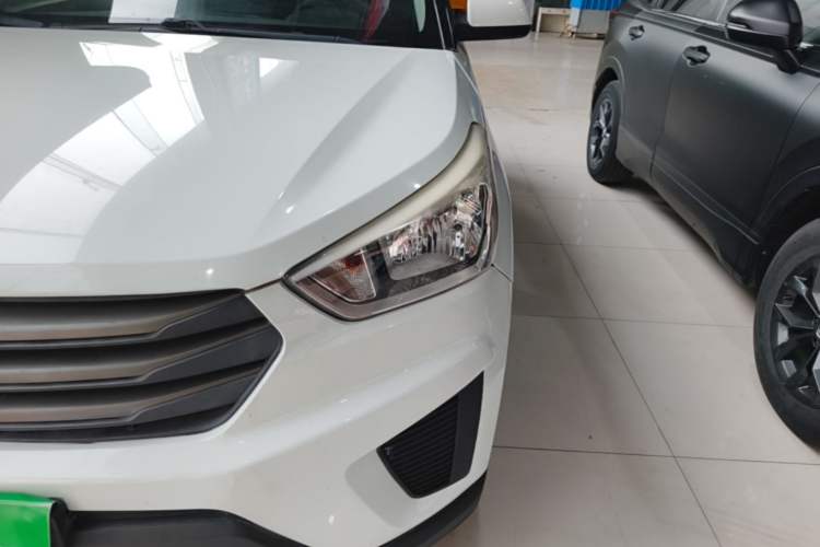 Used Hyundai ix25 2015 1.6L Manual Two-Wheel Drive Fashionable GS Model Left Front Headlight