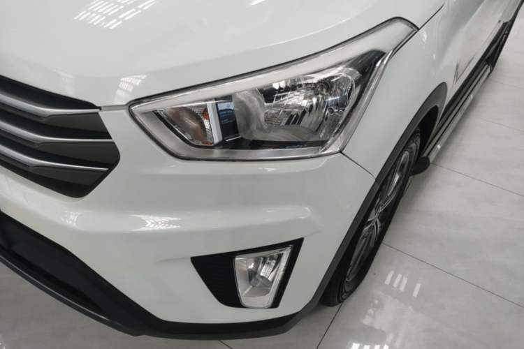 Used Hyundai ix25 2015 1.6L Automatic Two-Wheel Drive Smart GLS Trim Left Front Headlight