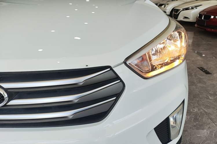 Used Hyundai ix25 2015 1.6L Automatic Two-Wheel Drive Smart GLS Trim Left Front Headlight